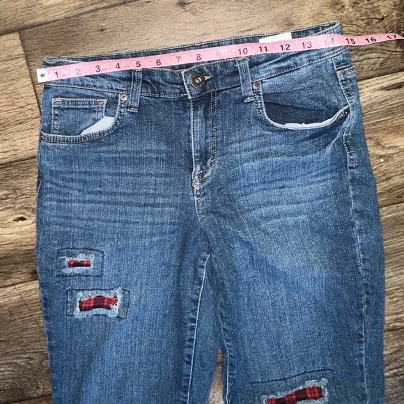 Blue Straight Leg Jeans Mid Rise Red Plaid Patches Women's Size 6 Style & Co - Picture 10 of 12